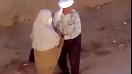 Frau cum in reife da ...