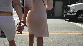 Frauen in Strümpfen  ...
