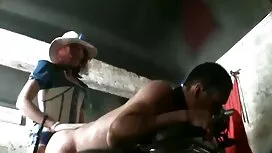 Die Mädchen trafen H ...