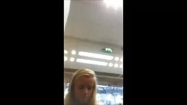 Masturbation nackte  ...
