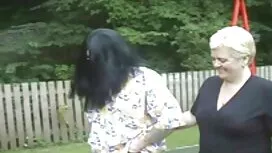 Ein Mädchen alte rei ...